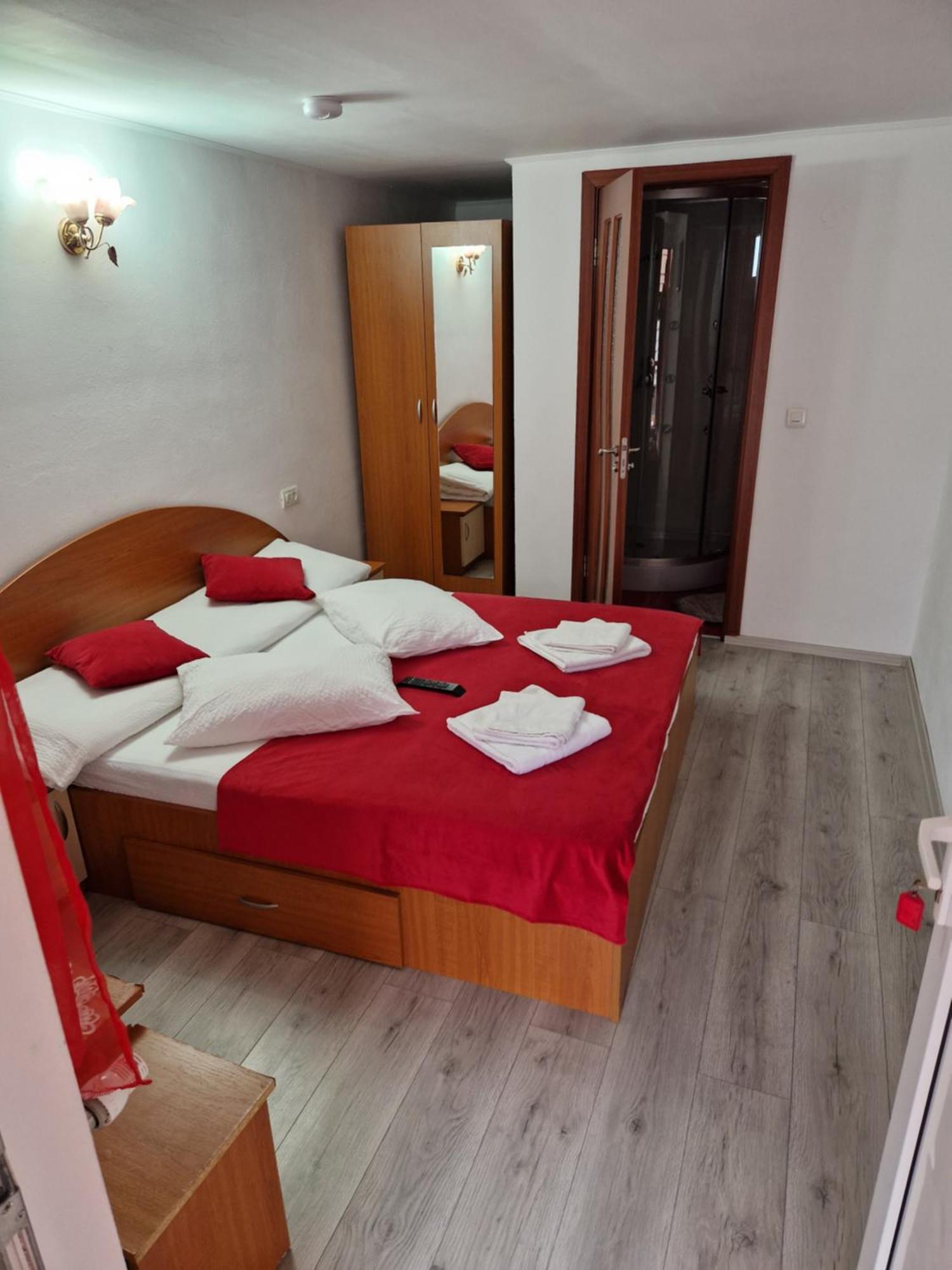 Pensiunea Anisoara Chiscau Exteriér fotografie