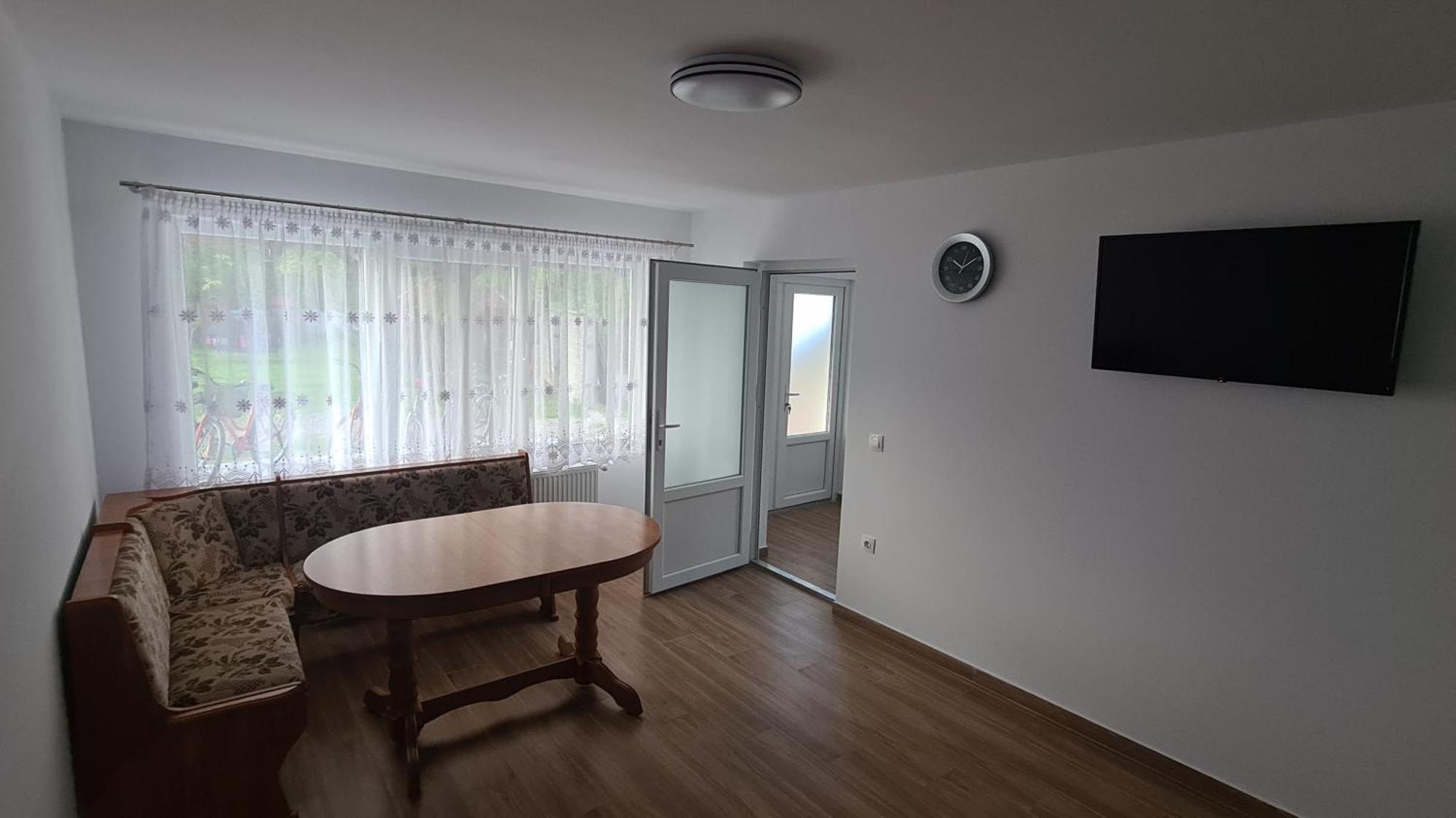 Pensiunea Anisoara Chiscau Exteriér fotografie