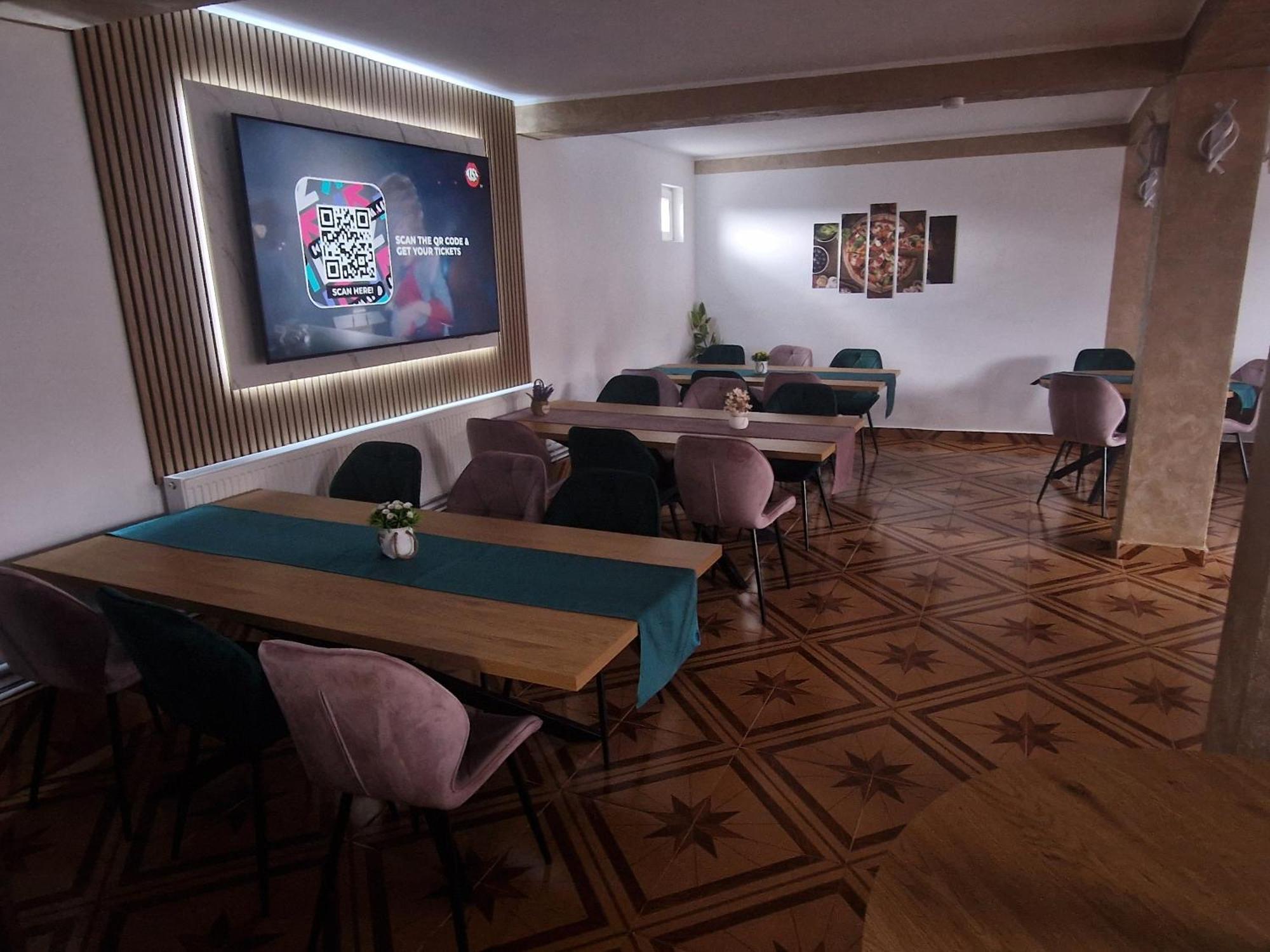 Pensiunea Anisoara Chiscau Exteriér fotografie